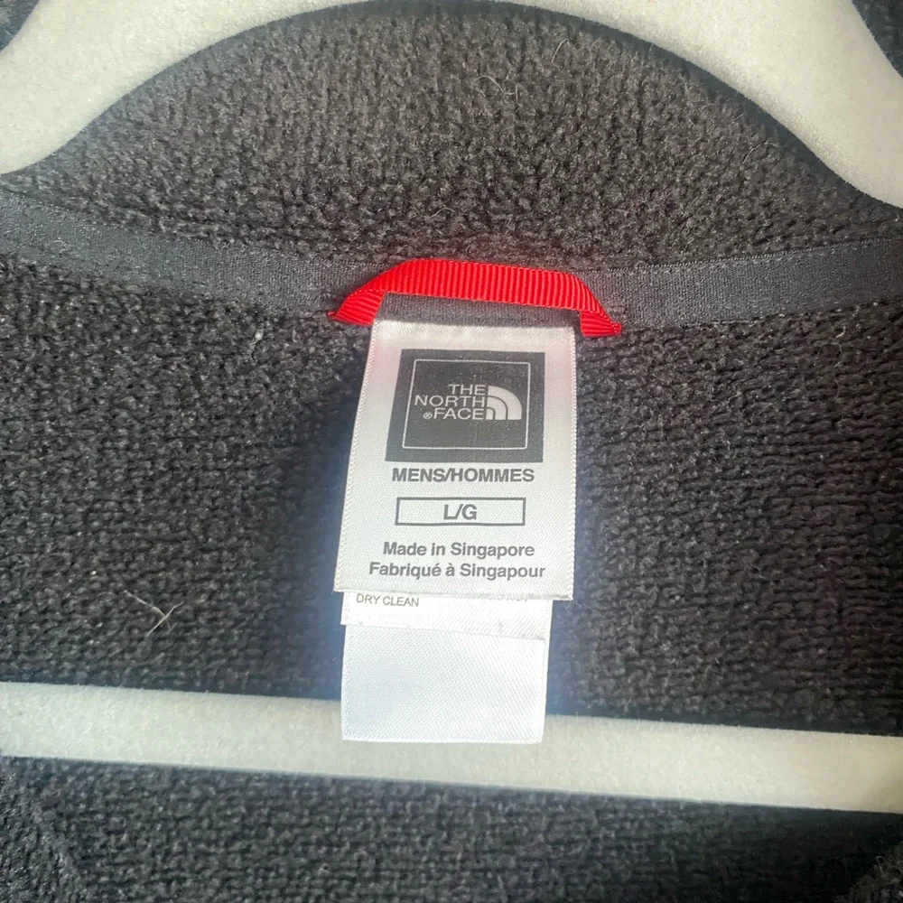 The North Face Men's Textured Cap Rock Fleece 1/4 Zip Pullover-Size L